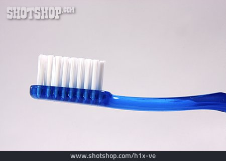 
                Zahnbürste, Zahnpflege, Mundhygiene                   