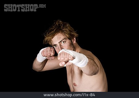 
                Junger Mann, Akt, Aggressiv, Kickboxen                   