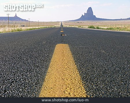 
                Usa, Highway, Monument Valley                   