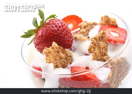 
                Joghurt, Erdbeere                   