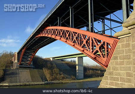 
                Brücke, Stahlbrücke                   