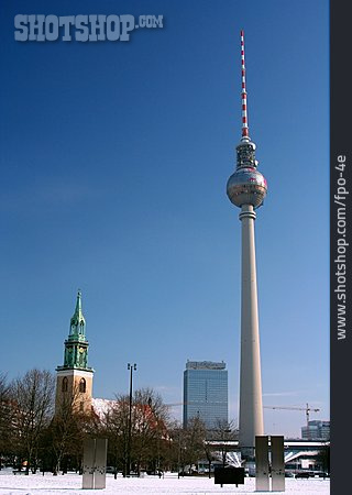 
                Berlin, Fernsehturm, Alexanderplatz                   