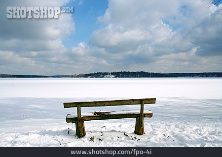 
                Winterlandschaft, Zugefroren, Sitzbank, Wannsee                   
