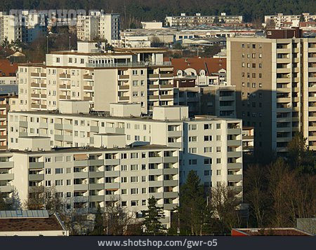 
                Hochhaus, Spessartviertel, Dietzenbach, Hochhaussiedlung                   