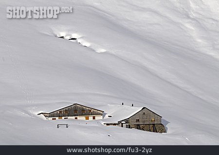 
                Gebirge, Berghütte, Neuschnee, Schneedecke                   