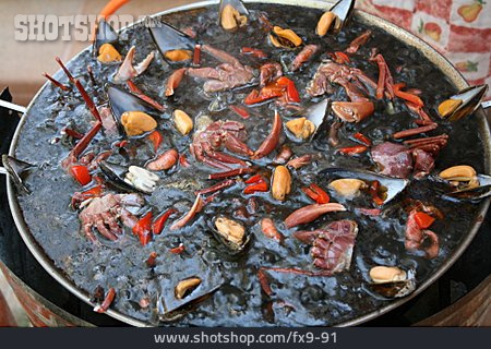 
                Meeresfrüchte, Paella, Mediterrane Küche, Pfannengericht, Arroz Negro                   