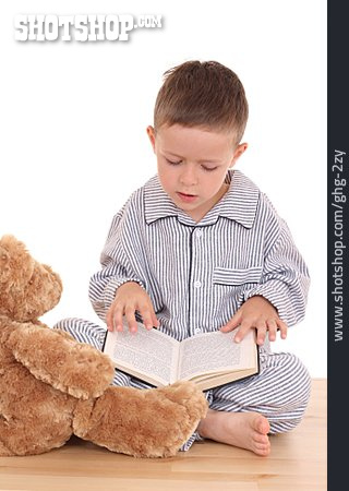 
                Junge, Kind, Lesen                   