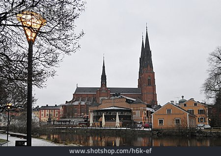 
                Dom, Uppsala, St. Erik                   