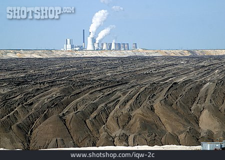 
                Industrielandschaft, Tagebau, Braunkohlekraftwerk, Abraumhalde, Braunkohlebergbau                   