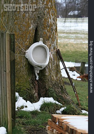 
                Toilet, Humor & Bizarre, Urinal                   