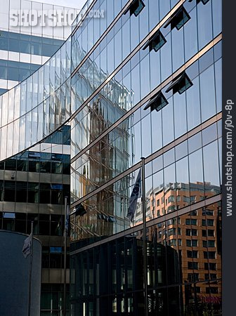 
                Moderne Baukunst, Fassade, Glasfassade                   