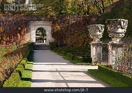 
                Parkanlage, Salzburg, Mirabellgarten                   