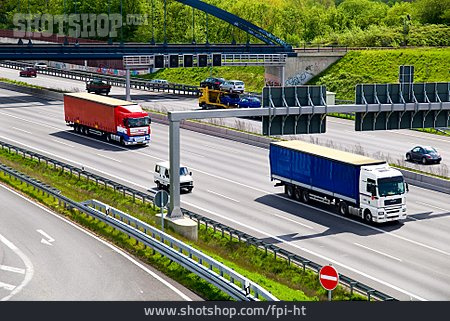 
                Autobahn, Lkw/ Laster, Straßenverkehr                   