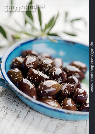 
                Oliven, Schwarze Oliven, Mediterrane Küche                   