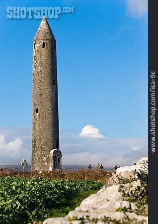 
                Turm, Kilmacduagh Monastery                   