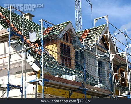 
                Dachstuhl, Dachkonstruktion, Gerüstbau                   