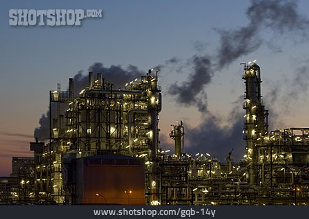 
                Industrieanlage, Raffinerie, ölraffinerie                   