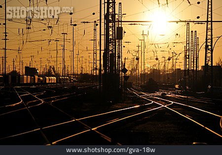 
                Schienenverkehr, Eisenbahn, Infrastruktur                   