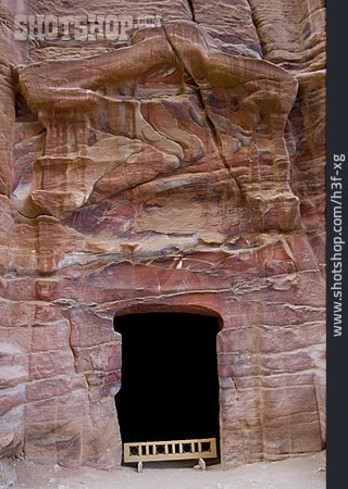 
                Petra, Felsenstadt, Höhle, Jordanien                   