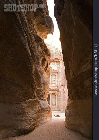 
                Petra, Felsenstadt, Felsspalte, Jordanien                   