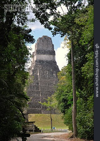 
                Tempel, Tikal, Maya                   