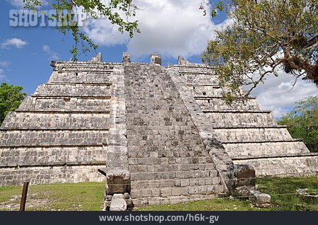 
                Pyramide, Mexiko, Yucatan, Chichen Itza, Stufenpyramide                   