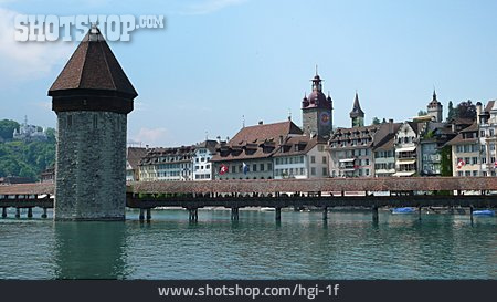 
                Schweiz, Wasserturm, Luzern, Kapellbrücke                   