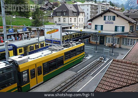 
                Bahnhof, Grindelwald                   