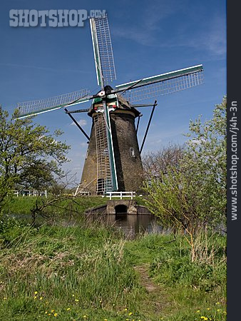 
                Windmühle, Kinderdijk, Holländerwindmühle                   