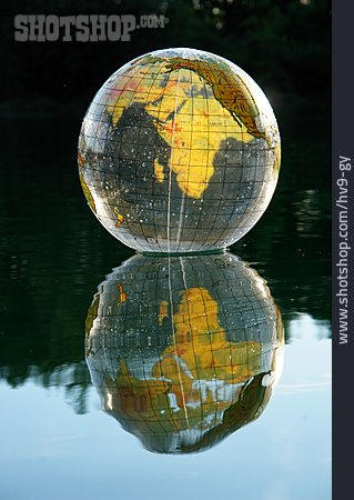 
                Wasserball, Globus                   