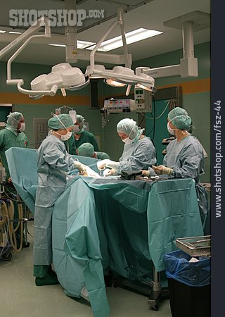 
                Chirurg, Operation, Chirurgie, Operationssaal                   