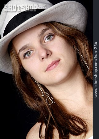
                Young Woman, Woman, Hat                   