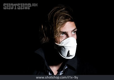 
                Man, Respirator Mask                   