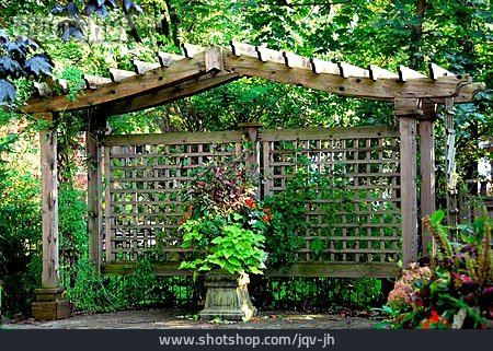 
                Gartenpavillon, Pergola, Japanischer Garten                   