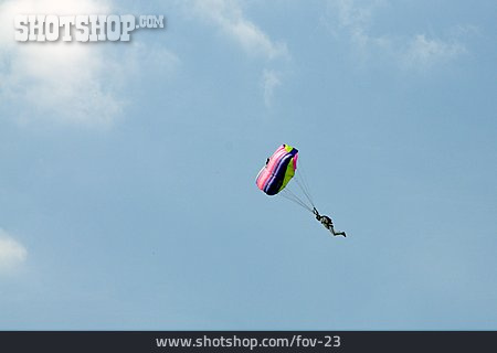 
                Fallschirm, Paragliding                   