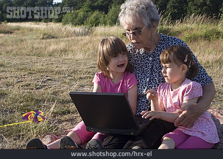 
                Laptop, Familie, Generation                   