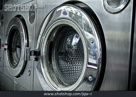 
                Waschmaschine, Waschsalon                   