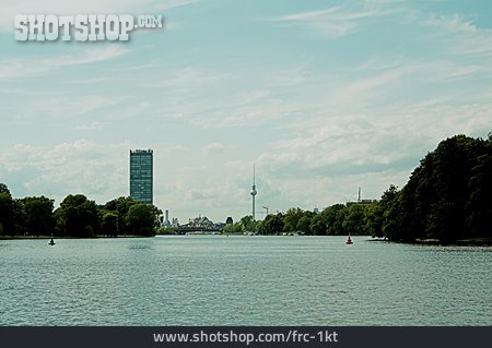 
                Berlin, Spree, Treptow, Rummelsburger Bucht                   