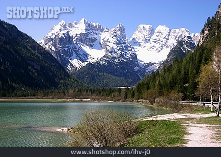 
                Berglandschaft, Italien, Dolomiten, Dürrensee                   