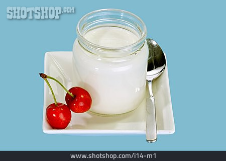 
                Kirsche, Joghurt                   