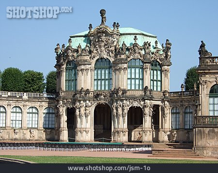 
                Dresden, Zwinger, Wallpavillon                   