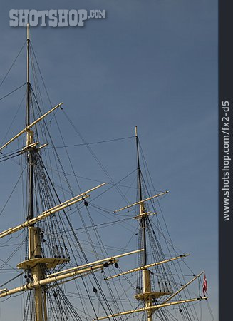 
                Mast, Segelschiff                   