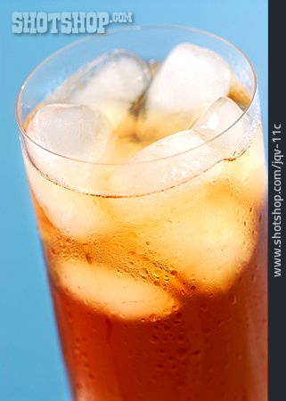 
                Cola, Eistee, Erfrischungsgetränk                   