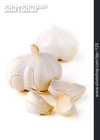 
                Knoblauch, Knoblauchknolle                   