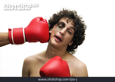
                Niederlage, Boxer, Boxkampf                   