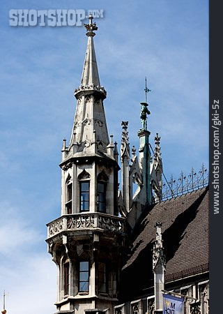 
                Turm, München, Neues Rathaus                   