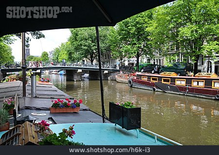 
                Gracht, Amsterdam                   
