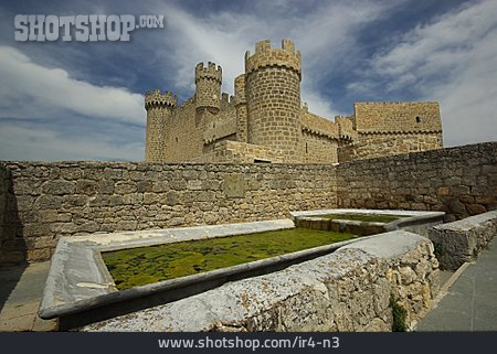 
                Burg, Olmillos De Sasamon, Castillo                   