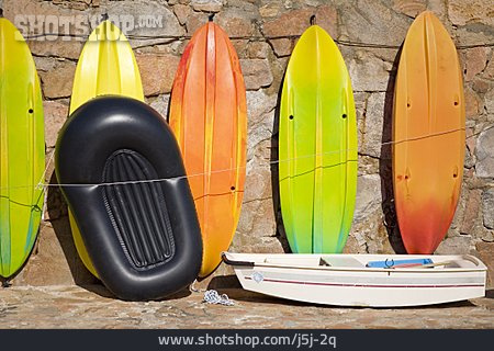 
                Wassersport, Boot, Schlauchboot, Surfbrett                   