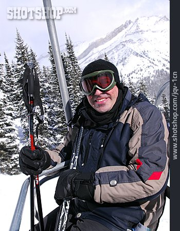 
                Wintersport, Skifahrer, Sessellift                   